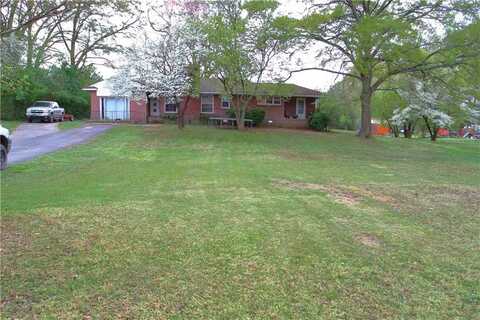 483 Simmons Street, Trion, GA 30753