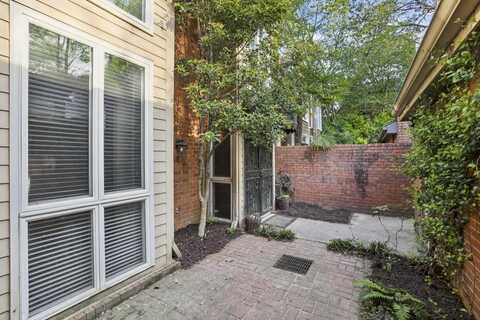 45 Willow Glen NE, Atlanta, GA 30342