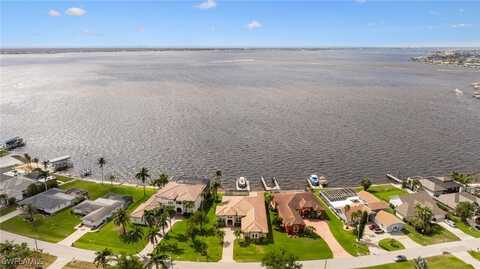 2262 SE 28th Street, Cape Coral, FL 33904