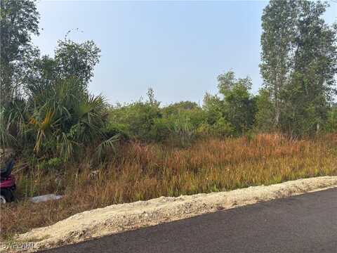 3011 63rd Street W, Lehigh Acres, FL 33971