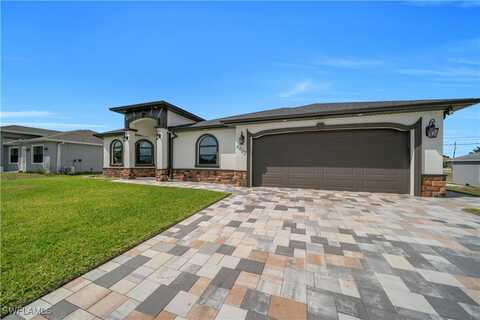 4602 5th Street W, Lehigh Acres, FL 33971