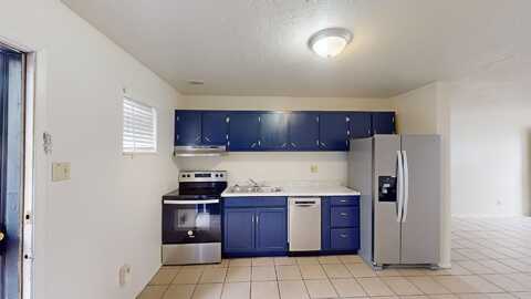 3410 Thaxton Avenue SE, Albuquerque, NM 87106