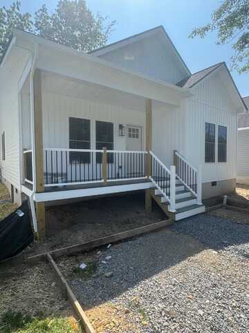 1526 2ND ST, WAYNESBORO, VA 22980