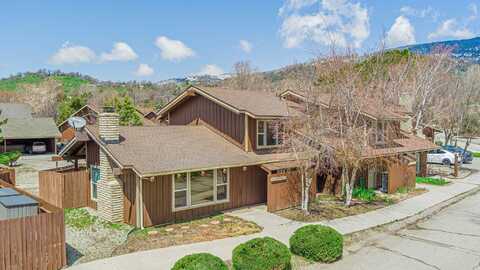 32 Meadow Lakes Drive, Tehachapi, CA 93561