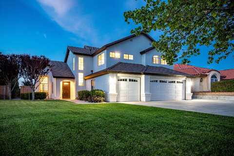 6768 Pistachio Place, Lancaster, CA 93536