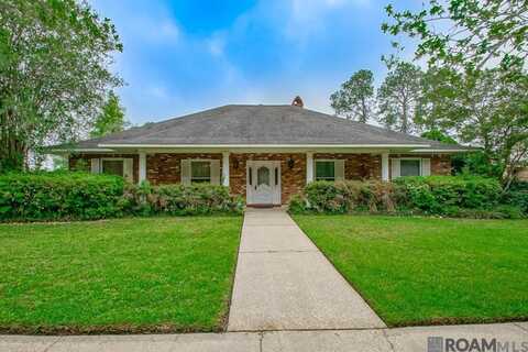 3715 Lake Laberge Ct, Baton Rouge, LA 70816