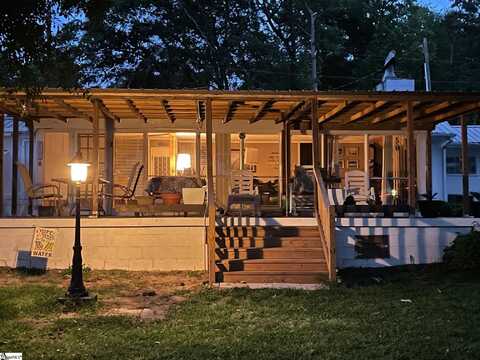 235 Cedar Hill Lane, Waterloo, SC 29384