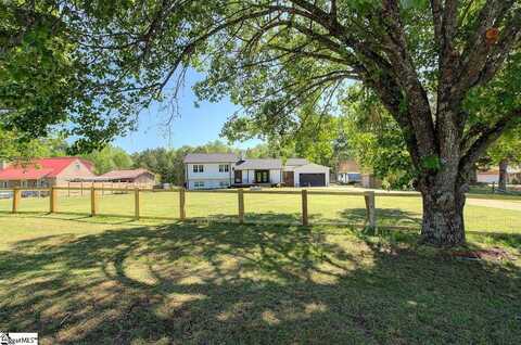 135 Carr Road, Piedmont, SC 29673