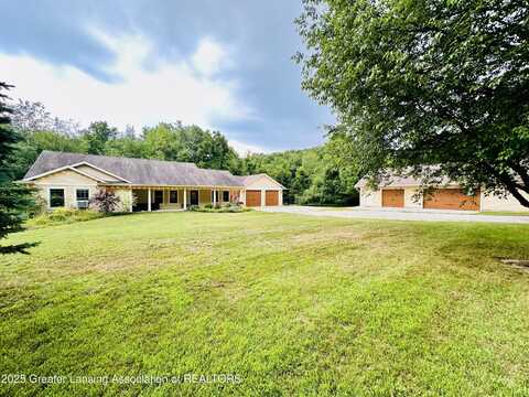 9020 Newman Drive, Portland, MI 48875