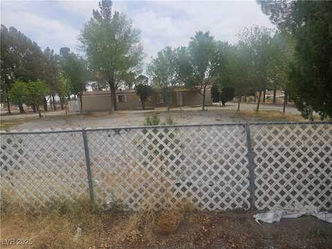 1421 W Irons Street, Pahrump, NV 89048