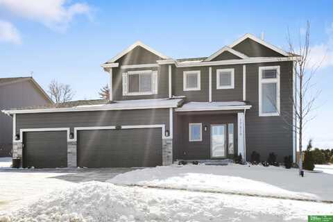17819 Camden Avenue, Omaha, NE 68116