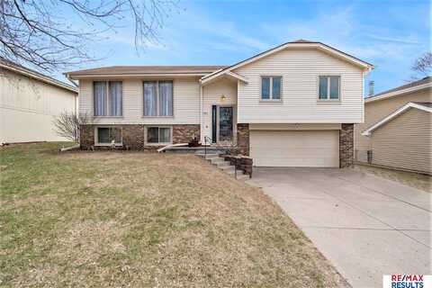 14827 Seward Plaza, Omaha, NE 68154