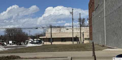 806 G Street, Geneva, NE 68361
