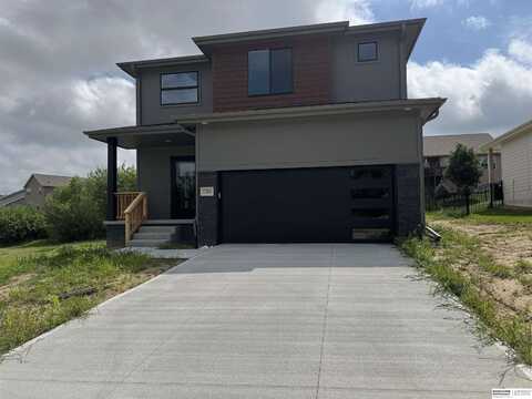 7709 N 116th Avenue, Omaha, NE 68142