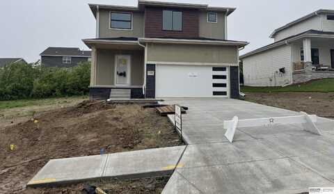 7709 N 116th Avenue, Omaha, NE 68142
