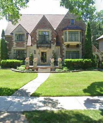 19445 Shrewsbury Road, Detroit, MI 48221