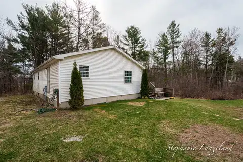 14470 220th Avenue, Big Rapids, MI 49307