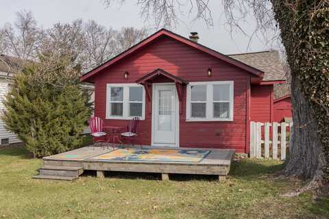 4830 Deep Point Drive, Portage, MI 49002