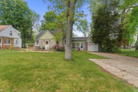 19573 Oakdale Avenue, South Bend, IN 46637