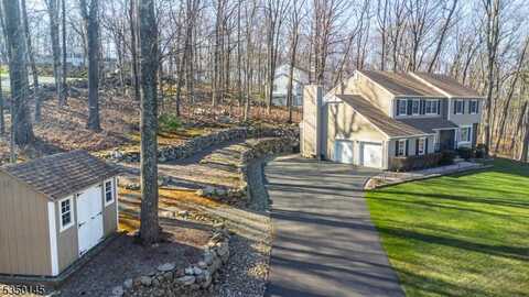 11 Timberline Dr, Roxbury Township, NJ 07836