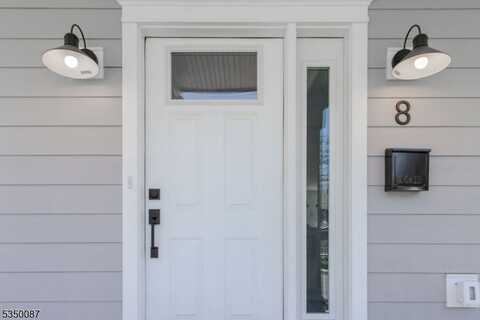 8 Yale St, Maplewood, NJ 07040