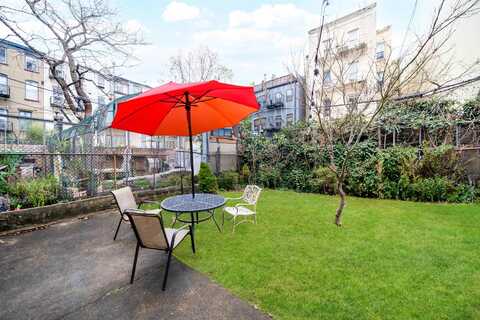 931 PARK AVE, Hoboken, NJ 07030
