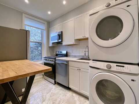 733 PARK AVE, Hoboken, NJ 07030