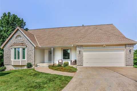 222 Chippewa Lane, Lake Winnebago, MO 64034