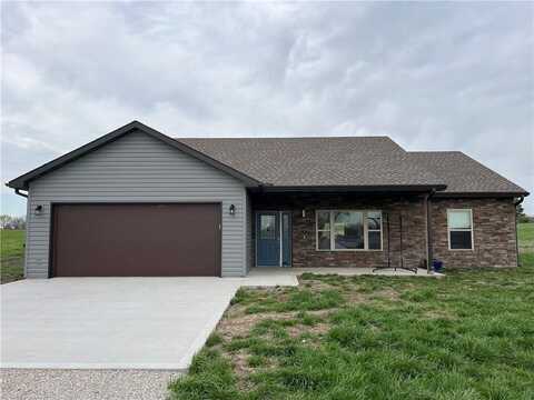 3 SW 300th Road, Warrensburg, MO 64093