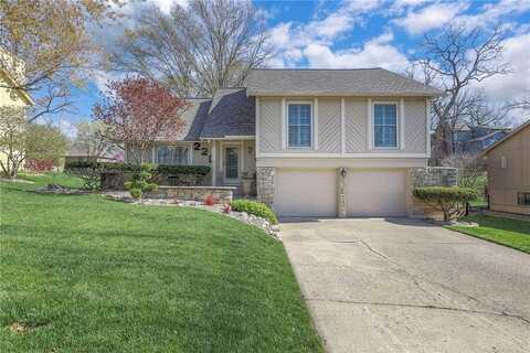 220 NW Aspen Street, Lees Summit, MO 64064
