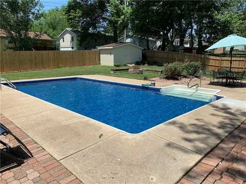 7328 Harvard Drive, Raytown, MO 64133