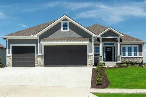 3222 SW Enoch Street, Lees Summit, MO 64082