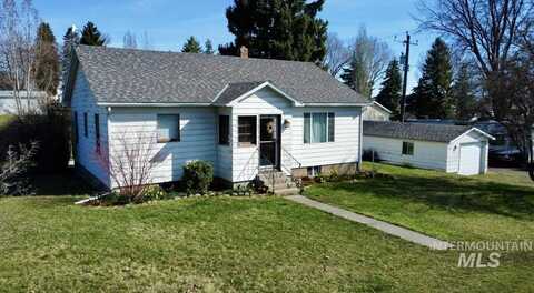 709 3rd Ave, Nezperce, ID 83543