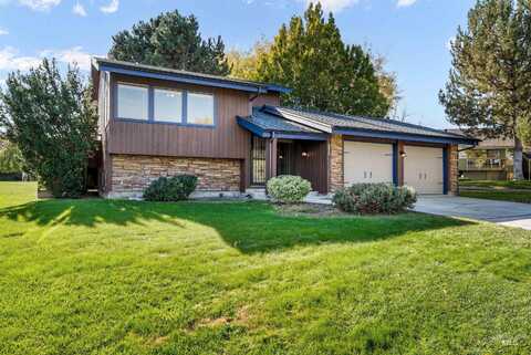 2925 Pascoe Ln, Nampa, ID 83686