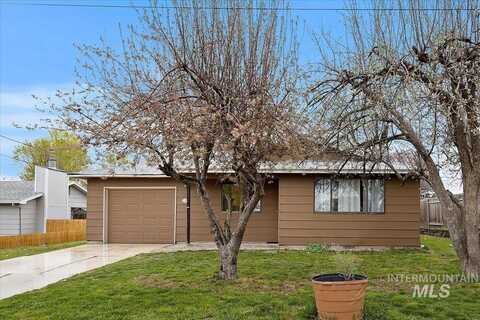 106 N Indiana Ave, Caldwell, ID 83605
