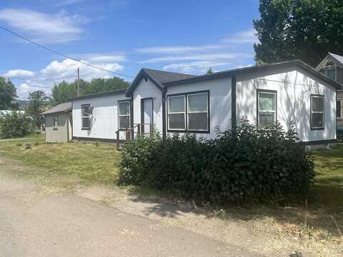 102 N Fairfield, Council, ID 83612