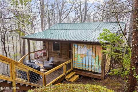 2130 Bear Paw Trail Way, Sevierville, TN 37876