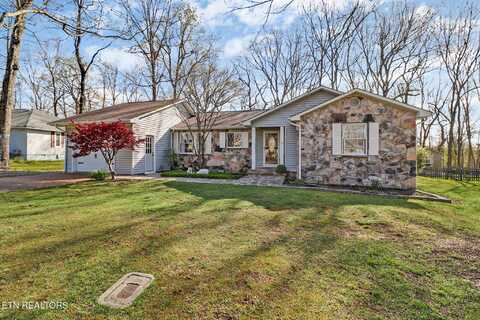 131 Berkshire Loop, Fairfield Glade, TN 38558