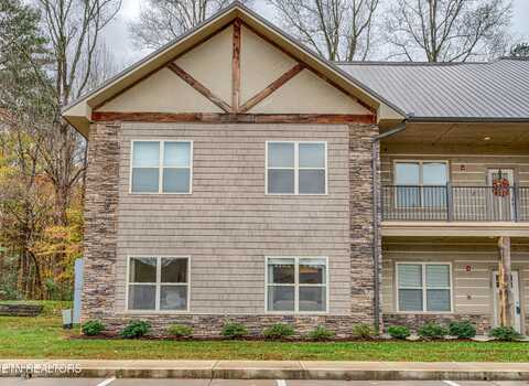 229 Bishop Cap Circle, Townsend, TN 37882