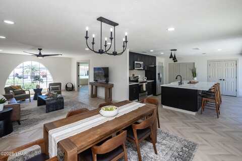 1180 Shoshone Pl, Lake Havasu City, AZ 86406