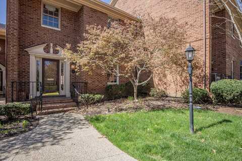 400 Redding Road, Lexington, KY 40517