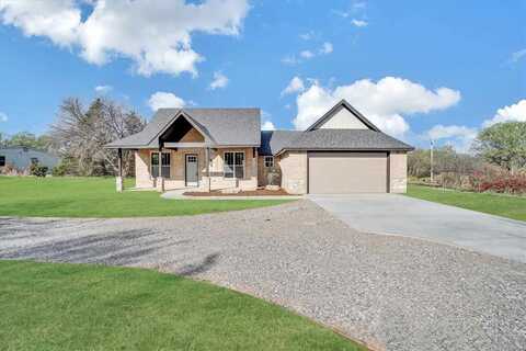 105 N Crater Creek Rd, Cache, OK 73527