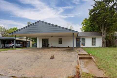 2618 NW Pollard Ave, Lawton, OK 73505