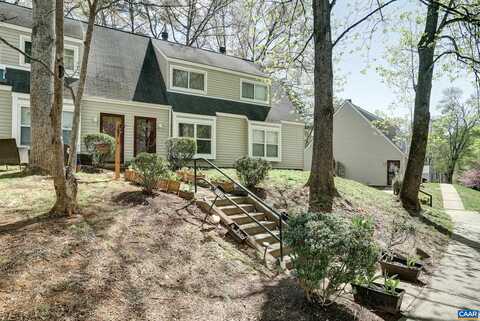 2735 GATEWOOD CIR, Charlottesville, VA 22911