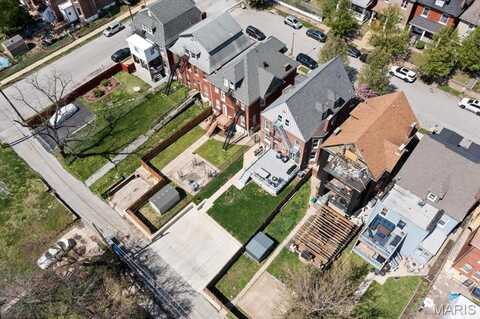 5182 Maple Avenue, Saint Louis, MO 63113