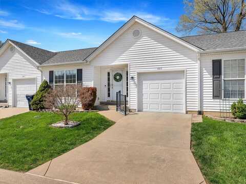 628 Pacific Estates Drive, Pacific, MO 63069