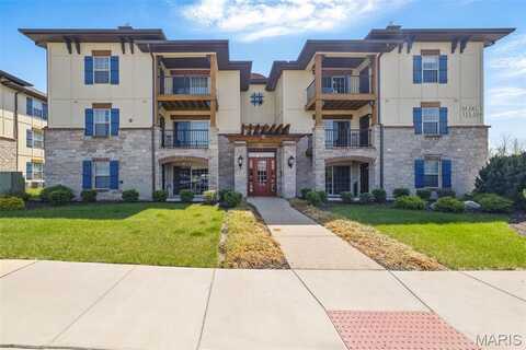 121 Bordeaux Way, Saint Peters, MO 63376