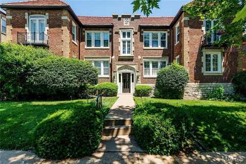 7331 Forsyth Boulevard, University City, MO 63105