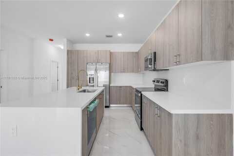 28835 SW 162nd Ave, Homestead, FL 33033
