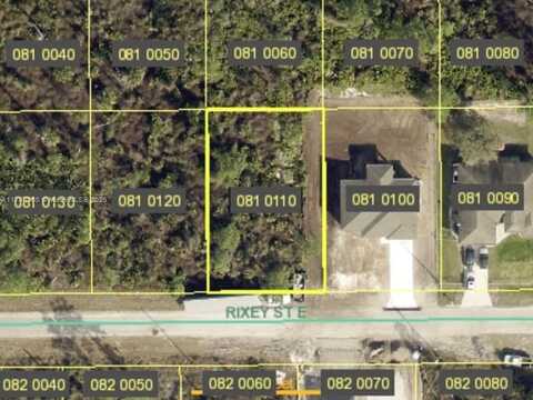 833 Rixiey ST E, Lehigh Acres, FL 33974